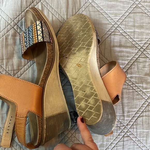 Palladium wedges with African print and leather straps - Picture 5 of 5